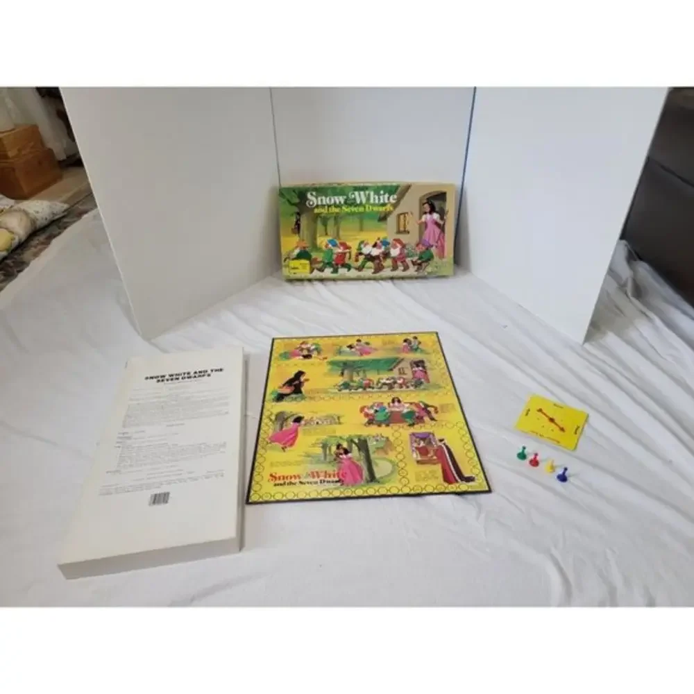 Cedaco Vintage 1977 Snow White and The Seven Dwarfs Board Game Complete‎